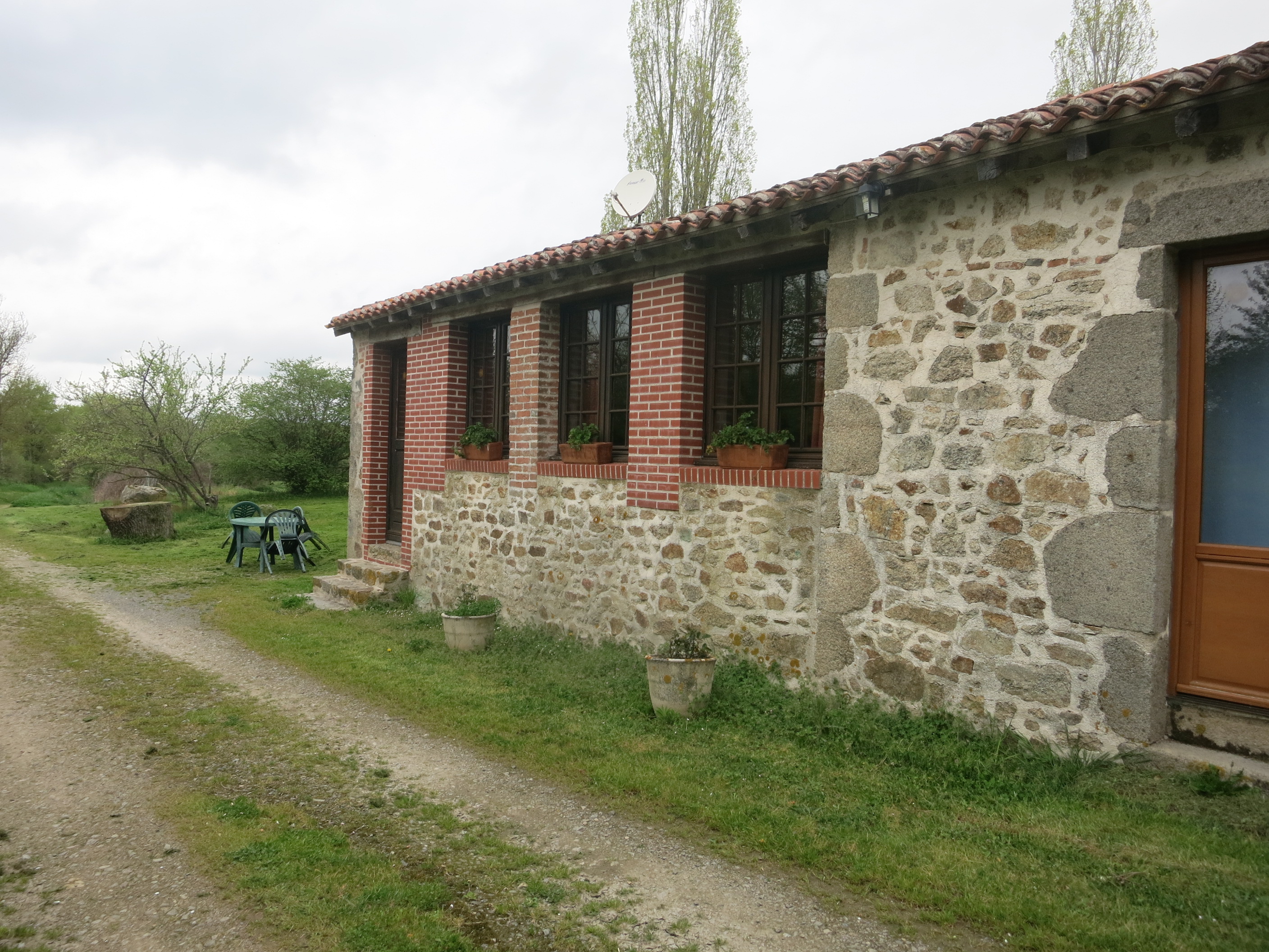 Lantigny gîte - Lathus Saint Rémy ©Mr Chassat.JPG_1