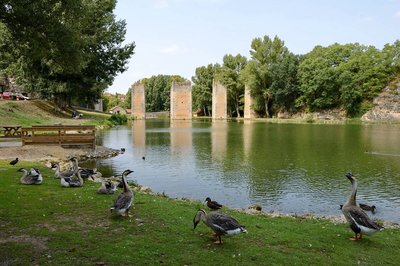Étang de Lussac-les-Châteaux