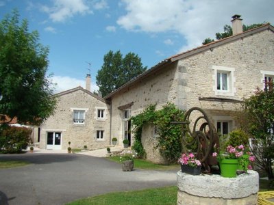 gite vert la font d'usson