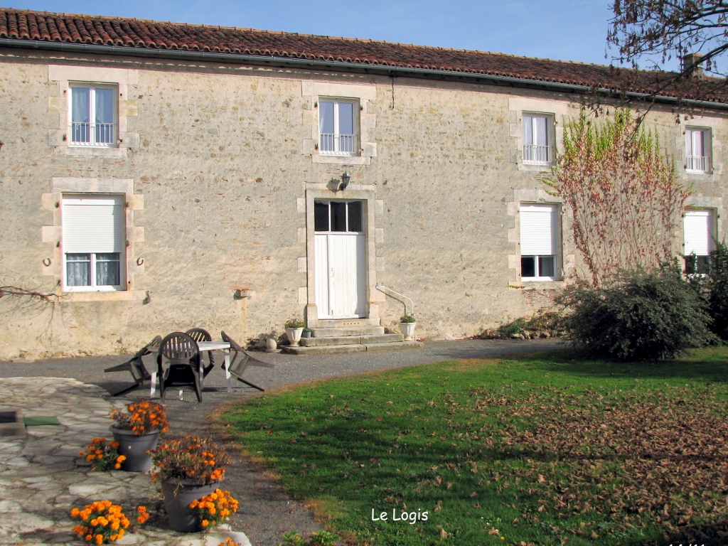 Le Logis Les Gats - Saulgé ©Philippe Dudoit.jpg_1