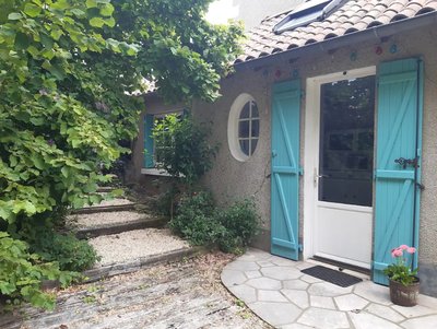 La maisonnette en bordure de rivière à Montmorillon